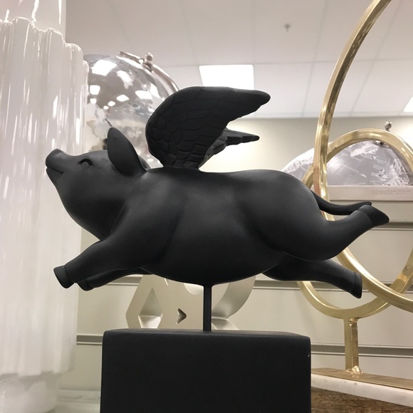 Meet your Posher, Elsie - Picture 1 of 1